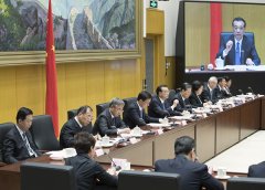 李克強(qiáng)在國(guó)務(wù)院第二次廉政工作會(huì)議上強(qiáng)調(diào) 轉(zhuǎn)職能行簡(jiǎn)政 勇?lián)?dāng)提效能  把政府系統(tǒng)黨風(fēng)廉政建設(shè)和反腐敗工作推向深入 趙樂(lè)際韓正等出席 