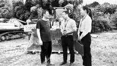 背靠黨和人民 他無所畏懼 記全國掃黑除惡專項斗爭先進(jìn)個人、四川省內(nèi)江市紀(jì)委監(jiān)委第四紀(jì)檢監(jiān)察室主任李見明