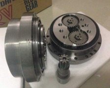 ABB機器人減速機軸承室磨損漏油維修